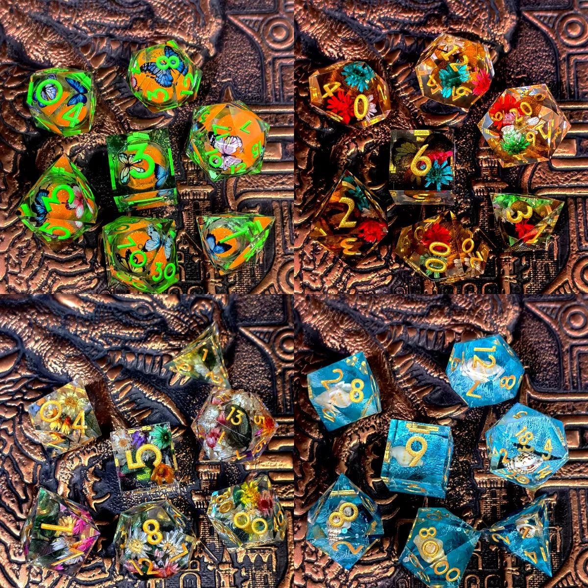 7-Piece Resin Dnd Dice Set with Dried Flowers, Handmade Transparent Polyhedral Dice for Dungeons and Dragons, RPG Tabletop Games