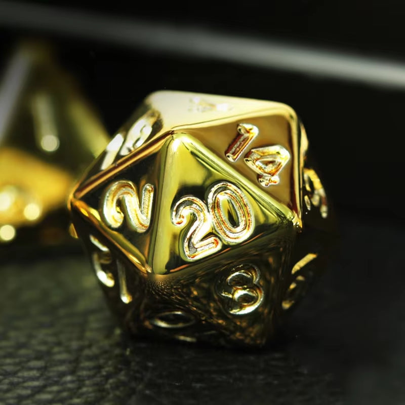7Pcs/Set Gold Plating Dice D&D COC Dice D4 D6 D8 D10 D% D12 D20 Table Games DND RPG Dice Set